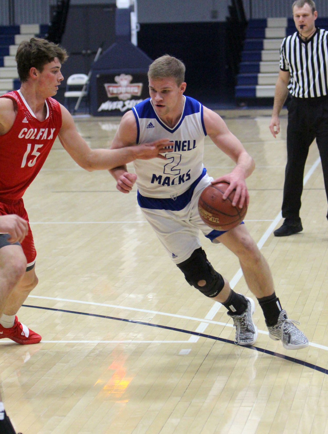 McDonell boys basketball vs Colfax at UW-Stout 12-1-18